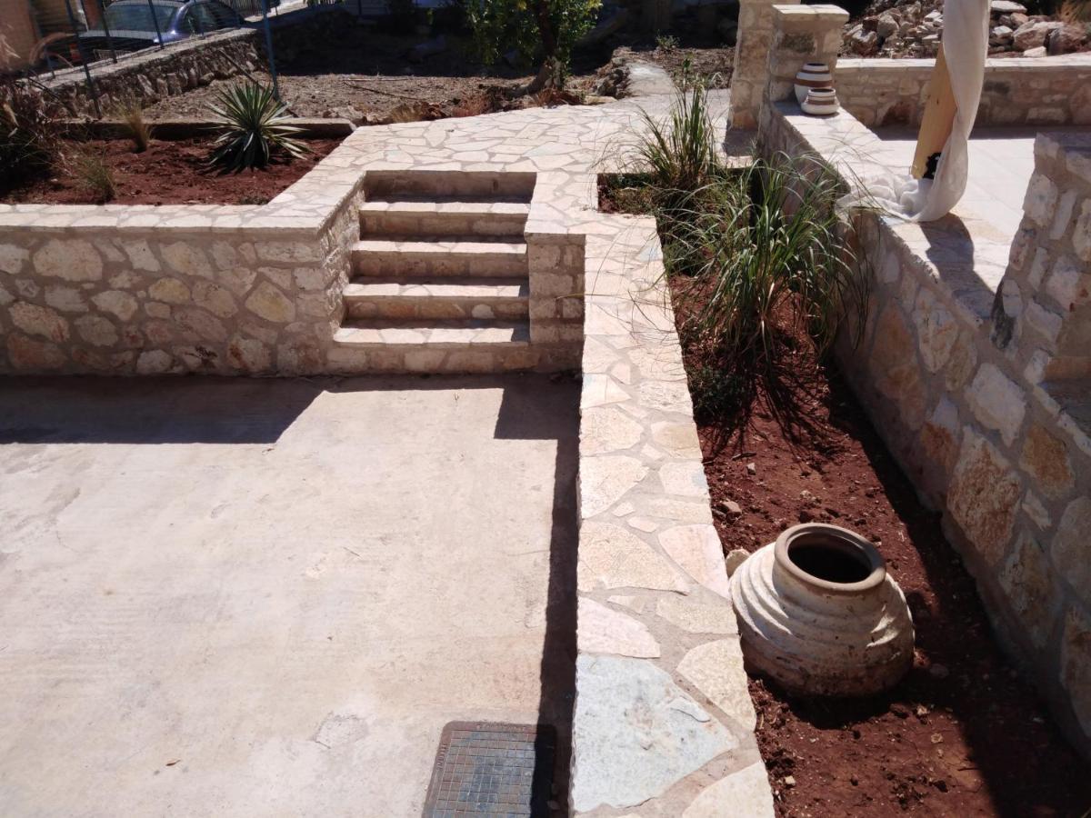 Mangata Suites Homes With Private Pools Spartokhorion Exterior photo